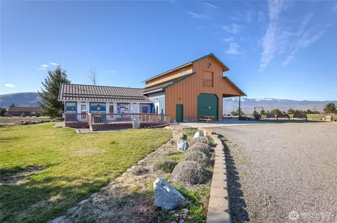 980 S Webb Pl, East Wenatchee, WA 98802