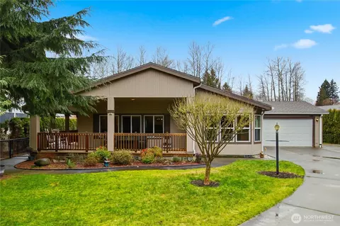 24319 68th St E #84, Buckley, WA 98321