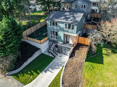 11741 23rd Pl NE, Seattle, WA 98125