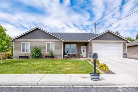 335 Canal Dr, Ephrata, WA 98823