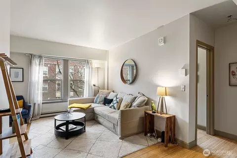 505 E Denny Way #A305, Seattle, WA 98122