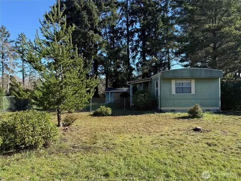 24800 Ash Pl, Ocean Park, WA 98640