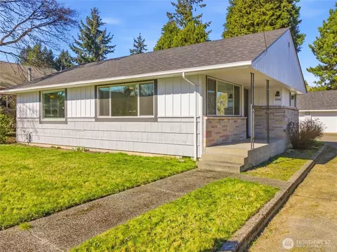 2016 Dickinson Ave NW, Olympia, WA 98502