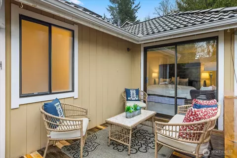 Exterior - 16225 15th Dr SE, Mill Creek, WA 98012 photo 5 of 7