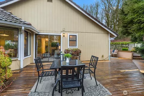Exterior - 16225 15th Dr SE, Mill Creek, WA 98012 photo 4 of 7
