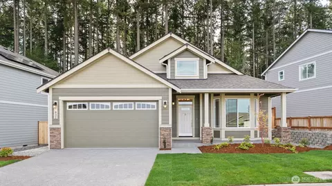 832 Bodie St SE, Lacey, WA 98513