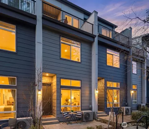 8321 NE 176th Ct #104, Kenmore, WA 98028