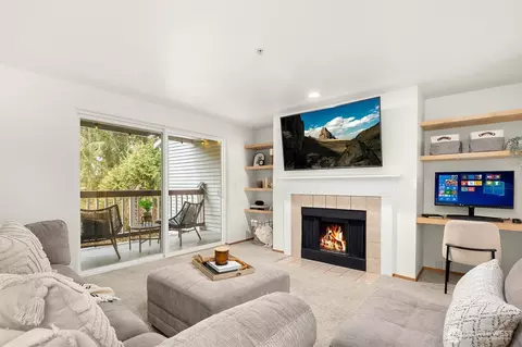 23303 Cedar Way #T202, Mountlake Terrace, WA 98043