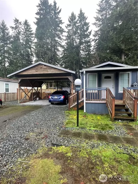 13510 202nd St E, Graham, WA 98338