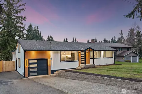 19628 Heinz Pl, Lynnwood, WA 98036