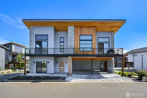 120 Skipping Stone Loop, Lynden, WA 98264