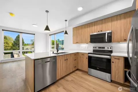 820 N State St #520, Bellingham, WA 98225