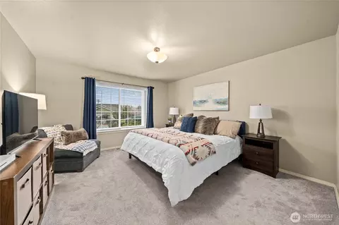 Bedroom - 3249 Lois Ln, Enumclaw, WA 98022 photo 1 of 4