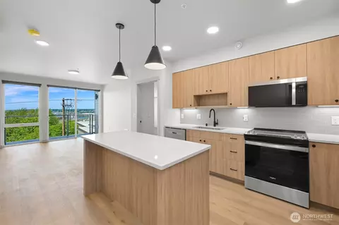 820 N State St #513, Bellingham, WA 98225