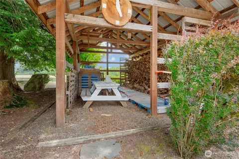 Exterior - 19127 Patterson Rd E, Orting, WA 98360 photo 7 of 7