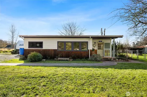2125 Gunn Rd, Mount Vernon, WA 98273