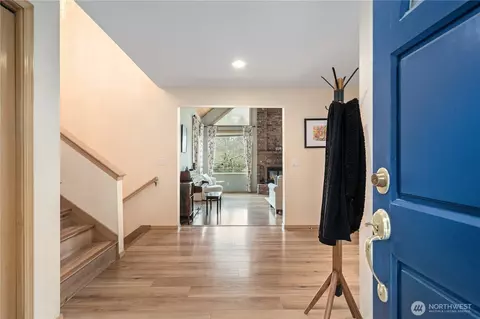 Entry Way - 520 Grandview Dr, Sequim, WA 98382 photo 1 of 2