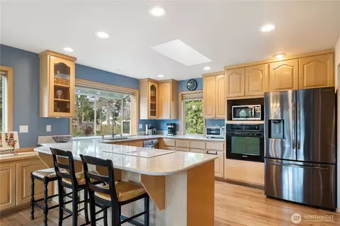 Kitchen - 520 Grandview Dr, Sequim, WA 98382 photo 1 of 5