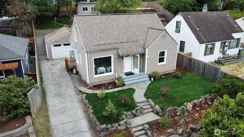 7353 29th Ave SW, Seattle, WA 98126
