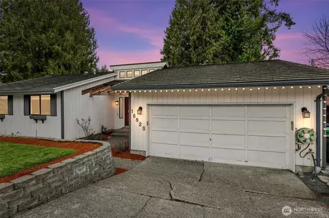 Exterior - 16825 17th Ave SE, Bothell, WA 98012 photo 2 of 8