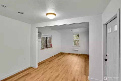 Living - 16825 17th Ave SE, Bothell, WA 98012 photo 4 of 4