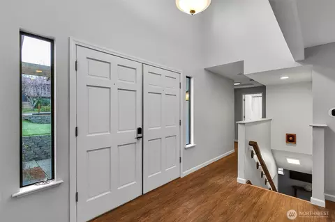 Entry Way - 16825 17th Ave SE, Bothell, WA 98012 photo 1 of 2