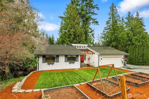 Exterior - 16825 17th Ave SE, Bothell, WA 98012 photo 8 of 8