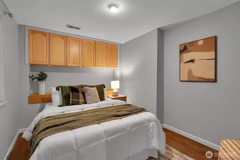 Bedroom - 16825 17th Ave SE, Bothell, WA 98012 photo 7 of 7