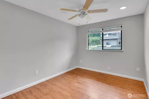 Bedroom - 16825 17th Ave SE, Bothell, WA 98012 photo 6 of 7