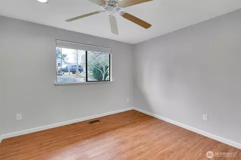 Bedroom - 16825 17th Ave SE, Bothell, WA 98012 photo 5 of 7