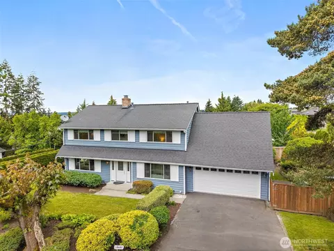 10602 NE 60th St, Kirkland, WA 98033