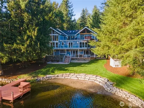 11009 317th Ave NE, Carnation, WA 98014