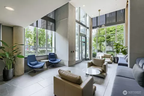 76 Cedar St #1109, Seattle, WA 98121