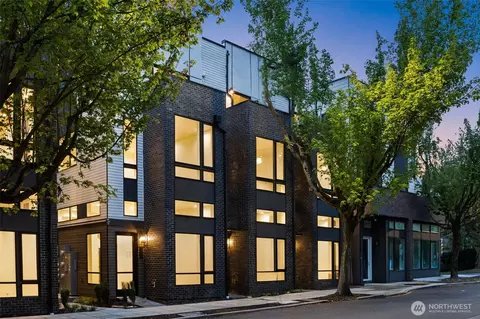 1104 C 34th Ave, Seattle, WA 98122