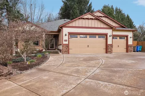 4714 NE 123rd St, Vancouver, WA 98686