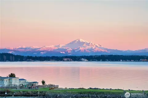 8024 Chinook Way, Blaine, WA 98230