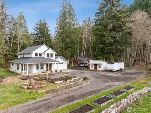 31530 SE 384th St, Enumclaw, WA 98022