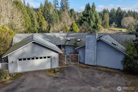 12109 122nd St NW, Gig Harbor, WA 98329