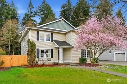 2839 Hyland St, Dupont, WA 98327