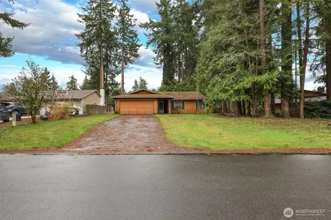 6530 Wellington Ln NE, Bremerton, WA 98311