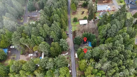 42 Moonrise Ln, Pacific Beach, WA 98571