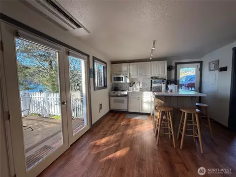 Kitchen - 5244 Deer Harbor Rd, Eastsound, WA 98245 photo 1 of 3