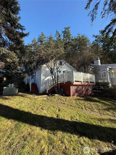 Exterior - 5244 Deer Harbor Rd, Eastsound, WA 98245 photo 9 of 14