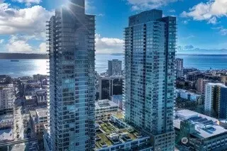 588 Bell St #1102, Seattle, WA 98121