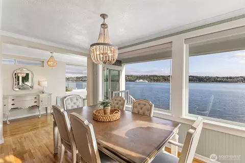 609 Shore Dr, Bremerton, WA 98310