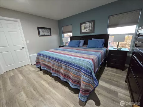 Bedroom - 40 Topaz Way, Sequim, WA 98382 photo 2 of 5
