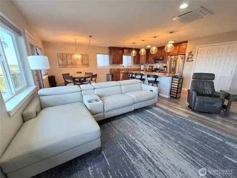 Living - 40 Topaz Way, Sequim, WA 98382 photo 1 of 1