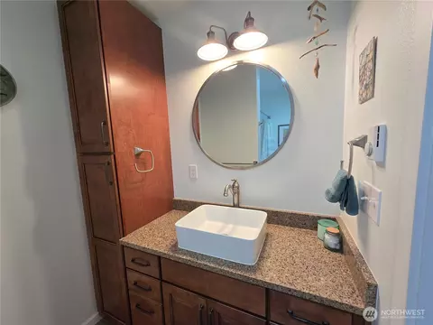 Bath - 40 Topaz Way, Sequim, WA 98382 photo 4 of 5