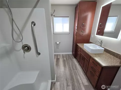 Bath - 40 Topaz Way, Sequim, WA 98382 photo 2 of 5