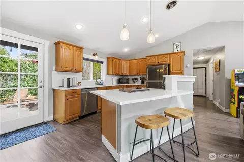 Kitchen - 620 Myrtine St, Enumclaw, WA 98022 photo 1 of 4